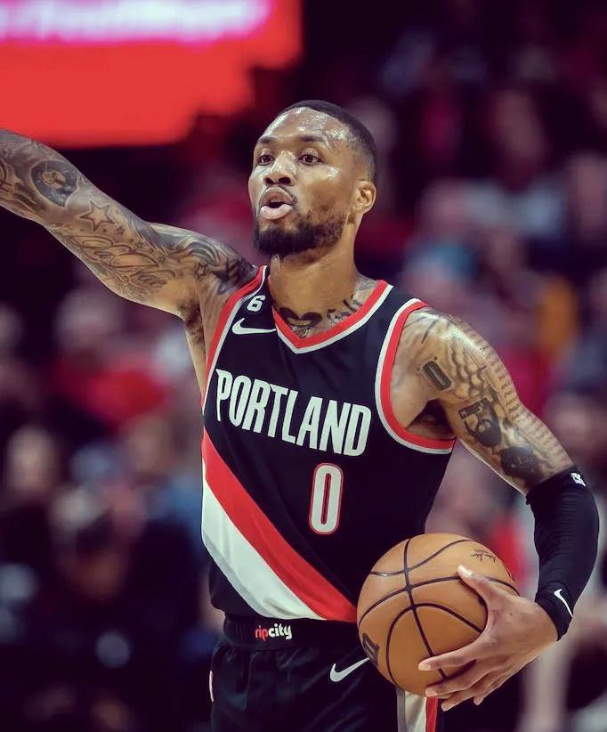 开云下载-包含波特兰开拓者发布备战花絮,冲刺阶段状态回暖,法甲任务艰巨,团队化学反应显著的词条